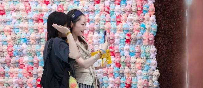 里夸克秘密计划曝光或对标豆包DeepSeek再发新模型ky开元棋牌iPhone17首销火爆苹果市值创新高阿(图22) 里夸克秘密计划曝光或对标豆包DeepSeek再发新模型ky开元棋牌iPhone17首销火爆苹果市值创新高阿(图22)